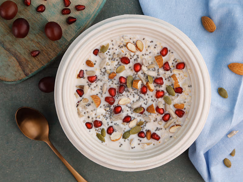 Exotic Fruits & Nuts Oatmeal Bowl